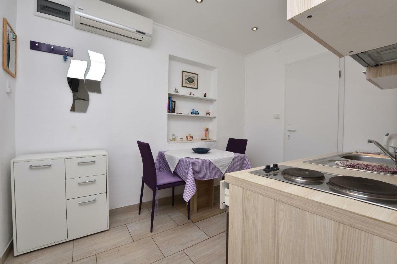 Apartments Dragica Primosten Exterior photo