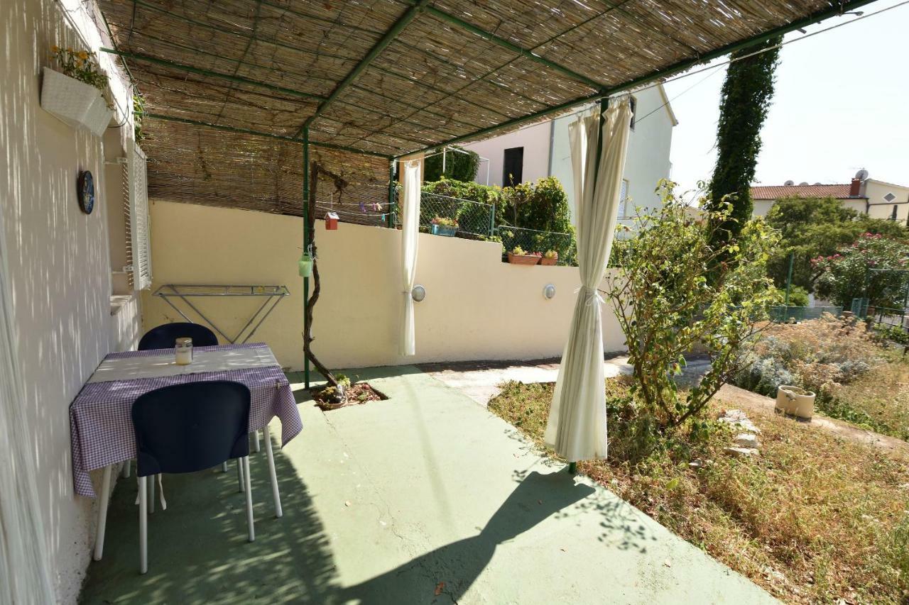 Apartments Dragica Primosten Exterior photo